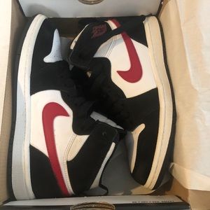 Like new Jordan Retro 1 black & white